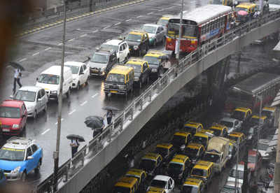 Strike: Mumbai transport unaffected, rural Maha partially hit