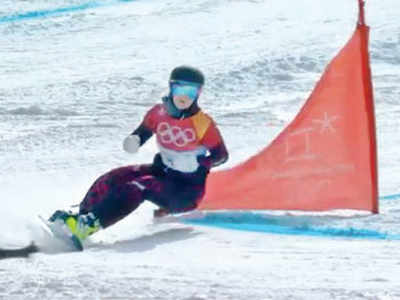 Winter Olympics: Squirrel avoids being crushed during giant slalom