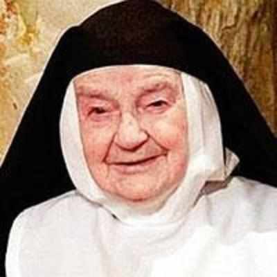 Nun to step out of convent after 84 yrs - to meet Pope