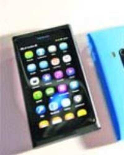 Nokia unveils MeeGo OS-based cellphone