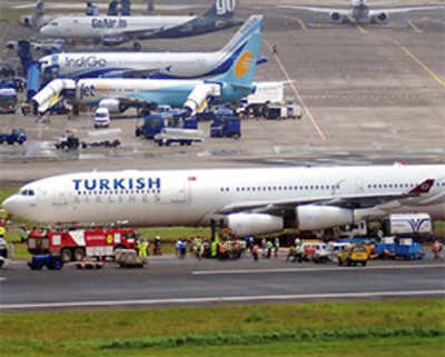 Unclaimed iPhone on board delays Turkish Airlines flight by 4 hrs