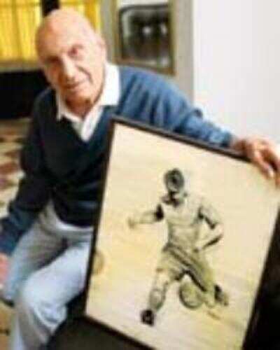 With Varallo's death, the class of 1930 is no more