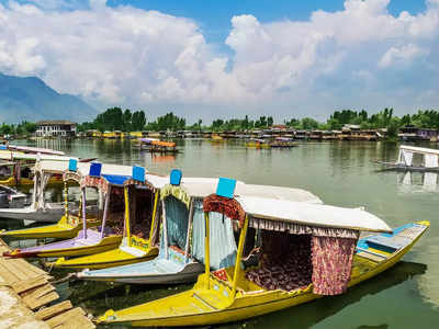 With COVID-19 protocols in place, tour operators gear up to welcome tourists in Kashmir