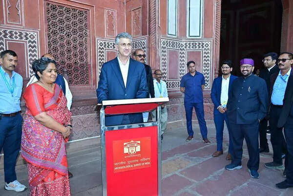 Croatian PM Andrej Plenković visits Taj Mahal, Agra Fort