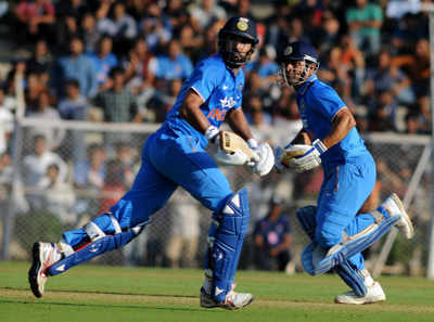 MS Dhoni says he will continue to hit sixes if they are to be hit