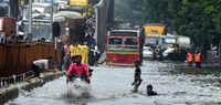 Mumbai Rains: IMD issues heavy rain alert 