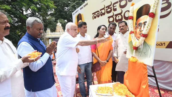 Karnataka: Former CM BS Yediyurappa launches Savarkar Rath Yatra in Mysuru