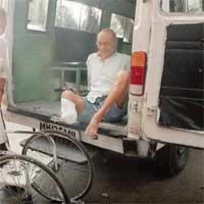 Mumbai to get 100 advanced life support ambulances