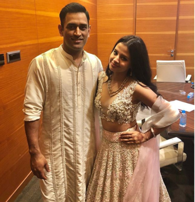 MS Dhoni's wife Sakshi steals the show at Praful Patel daughter Poorna's sangeet