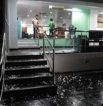 Bangladesh vs Sri Lanka, Nidahas trophy 2018: Dramatic last-over win for Bangladesh marred by smashed glass door and player clashes