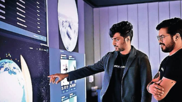 Managing traffic in outer space