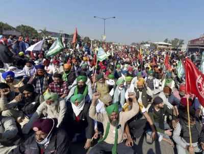 Farmers' protest live updates: Heavy security deployment at Singhu border where protesting farmers have gathered