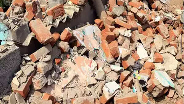Portion of three-storey building collapses in Bengaluru, no injuries