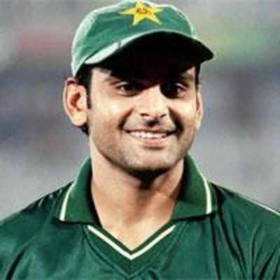 No extra pressure playing against India in the semi-final, says Hafeez