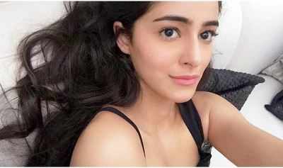 Farah Khan wants dna test done for Ananya Pandey, calls her too lovely to be Chunky Pandey’s daughter