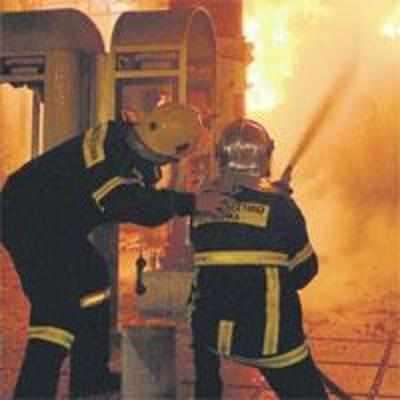 Now, firemen to get instant medical cover