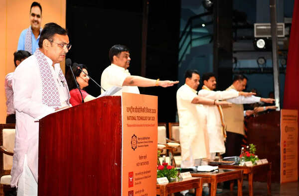CM announces Brahmagupta Award, innovation centre to boost science & startups