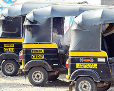New autorickshaw permits only for Marathi speaking people, says Raote