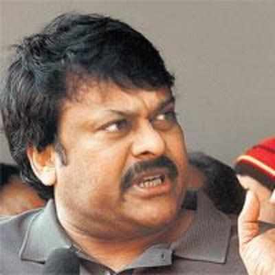 Chiru fan ends life over delay in political debut