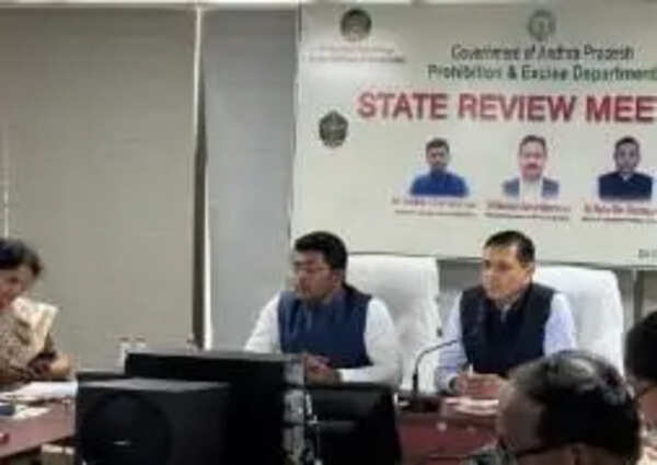 SHOs to face action over illegal liquor lapses, says AP excise chief