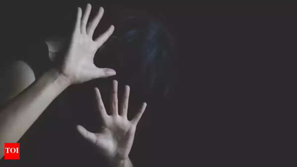 23-year-old man arrested for molesting minor, extorting Rs 50,000 over 6 months in Thane