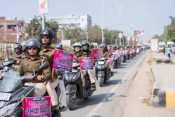 Women police hold ‘Abhaya Brigade’ scooter rally in Aurangabad