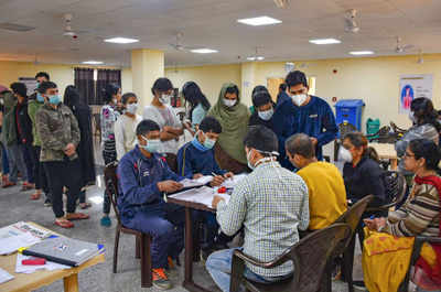 Coronavirus live updates: Another 100 released from ITBP quarantine facility