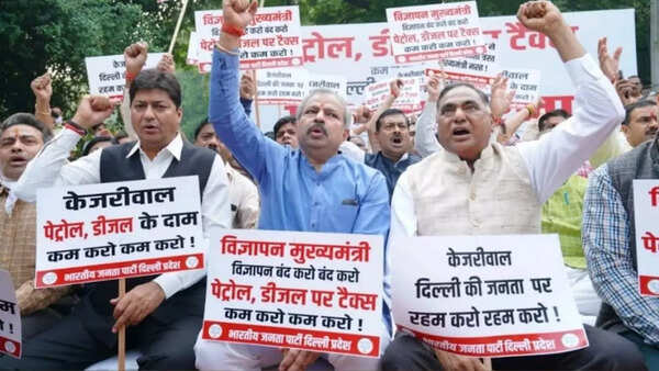 BJP protests near Delhi CM's residence, demands VAT cut on fuel
