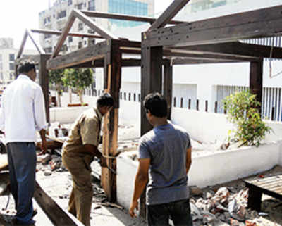 BJP-led civic panel rejects rooftop eateries policy