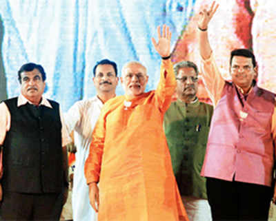 PM Modi urges Maha to give BJP clear majority