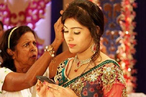 Aparna Dixit & Her Make-Up Mantras