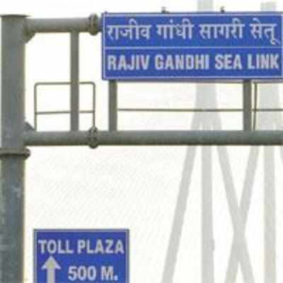 Security upped at sea link after Thackeray threat