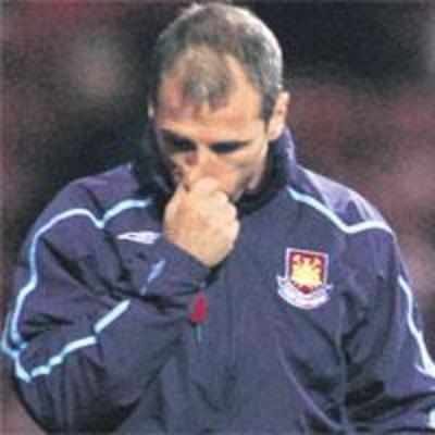 '˜Emergency exit' lesson for Hammers' coach Zola
