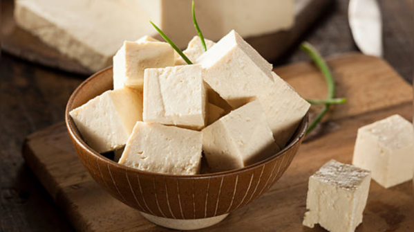 Soy products like soy milk, tofu are good sources of hyaluronic acid