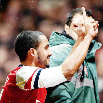 Walcott mocks Tottenham fans after Arsenal’s 2-0 FA Cup win