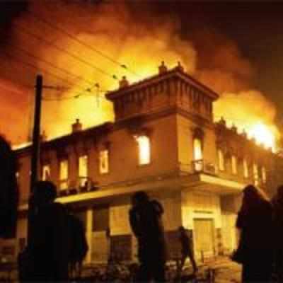 Athens ablaze as Greece approves austerity plan