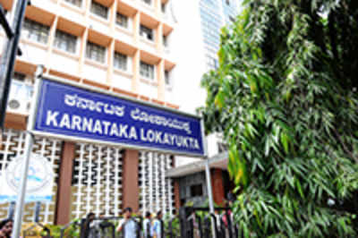 Man who exposed Lokayukta pushed into No Man’s land