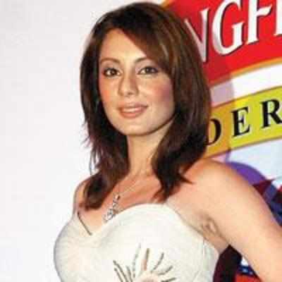 Minissha Cannes just get it right