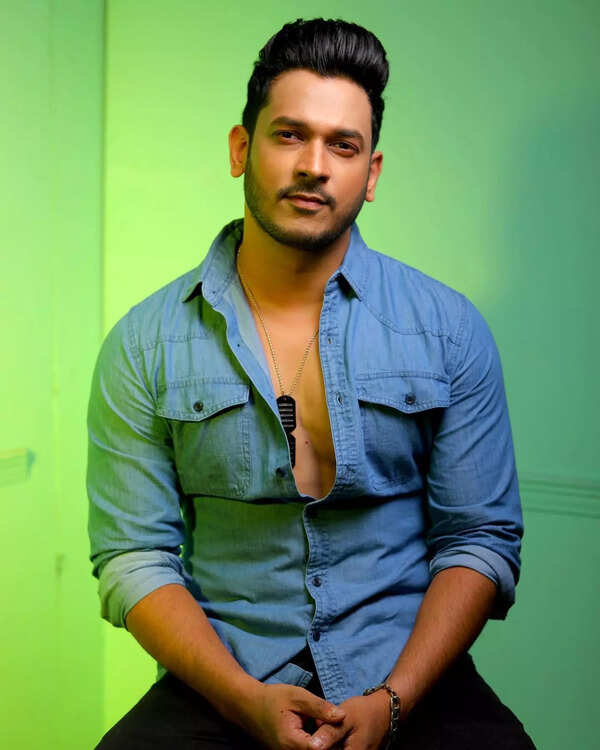 There’s a lot to learn from Parno: Somraj