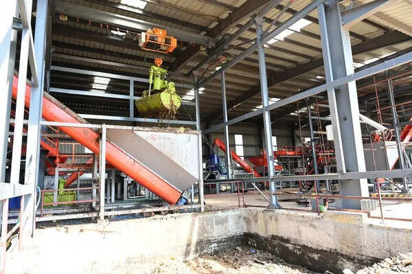 Compressed biogas plant starts treating 90 tonnes of waste daily