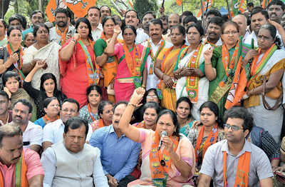 After Simha, BJP, Cong keep poll pot boiling