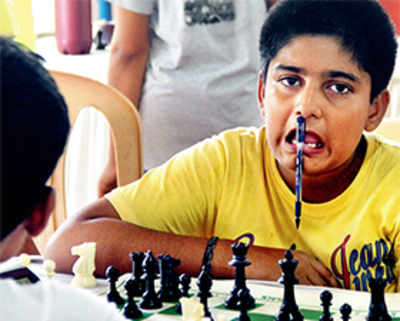 Mayor Chess: Srihari holds GM Pantsulaia