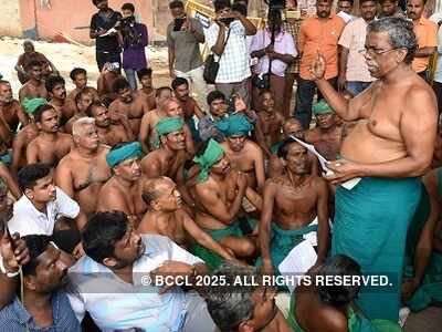 Tamil Nadu: Farmers' leader P Ayyakannu alleges BJP is threatening their lives