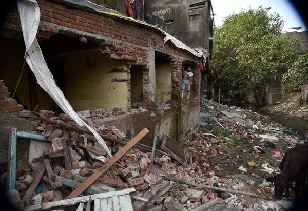 Sambhajinagar top cop writes to civic chief seeking demolition of homes of 60 accused in drugs cases