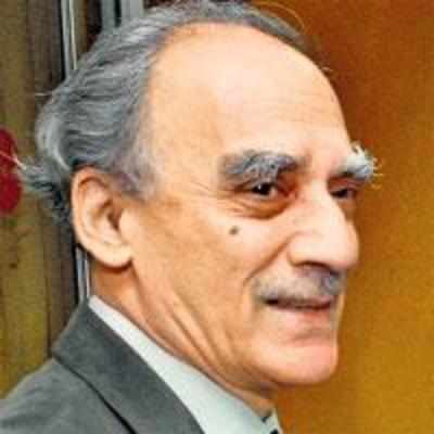 Wary BJP handles '˜specialist' Shourie with kid gloves