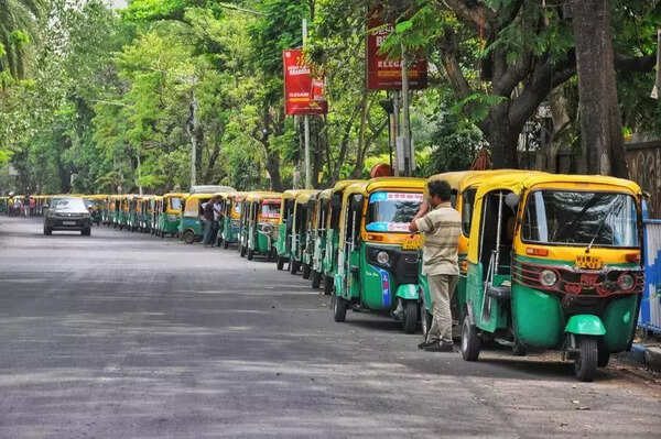 On-&-off LPG supply puts auto ops on stop-and-start mode