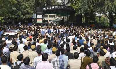 Police nod for rally with ‘shoot traitors’ slogans