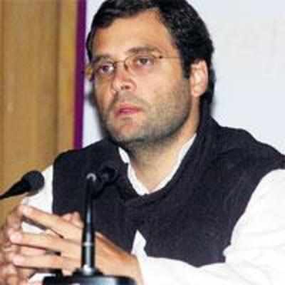 I did not force pilot to land in zero visibility, says Rahul