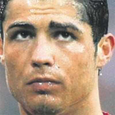 Rooney, Ronaldo are '˜pissed' off