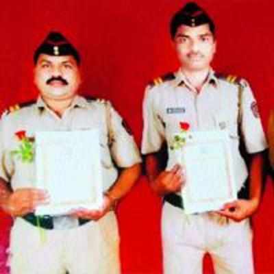 Three daredevil constables feted for bravery by city top cop
